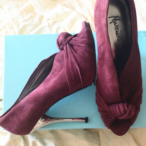 Marciano Suede Stillettos - Picture 3 of 5